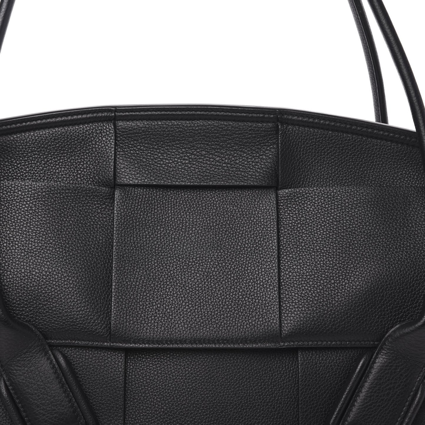 Grained Calfskin Maxi Intrecciato Medium Arco Black