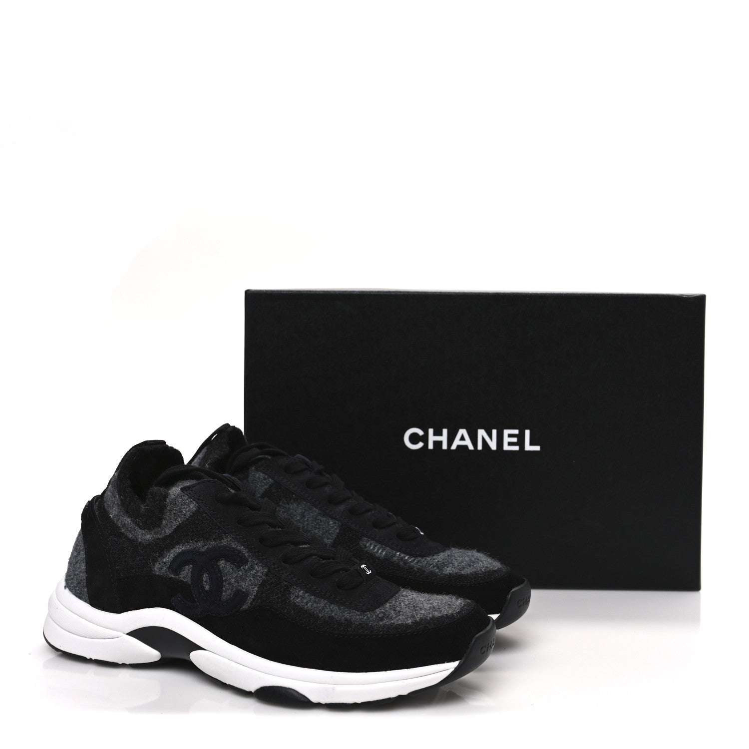 Chanel Knit Fabric Suede Calfskin Womens CC Sneakers 39 Black Grey 10 of 10