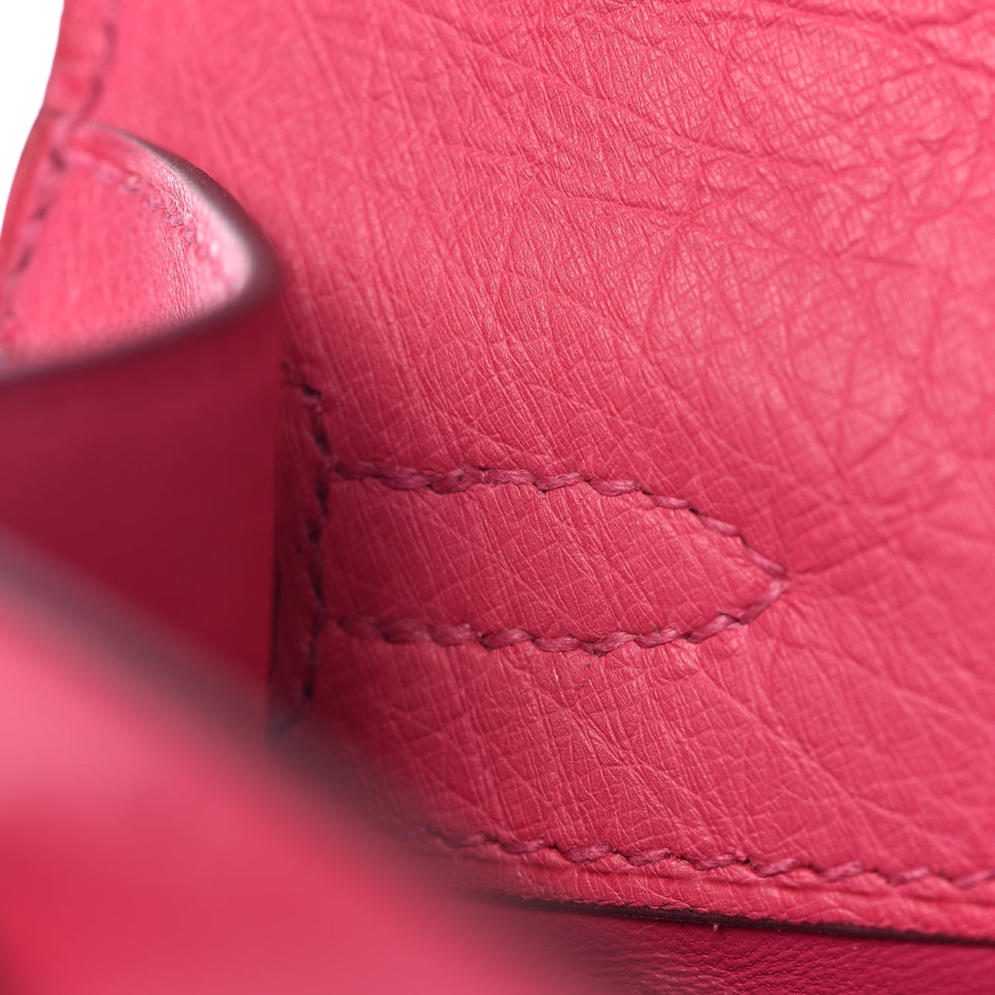 Ostrich Kelly Pochette Clutch Rose Tyrien
