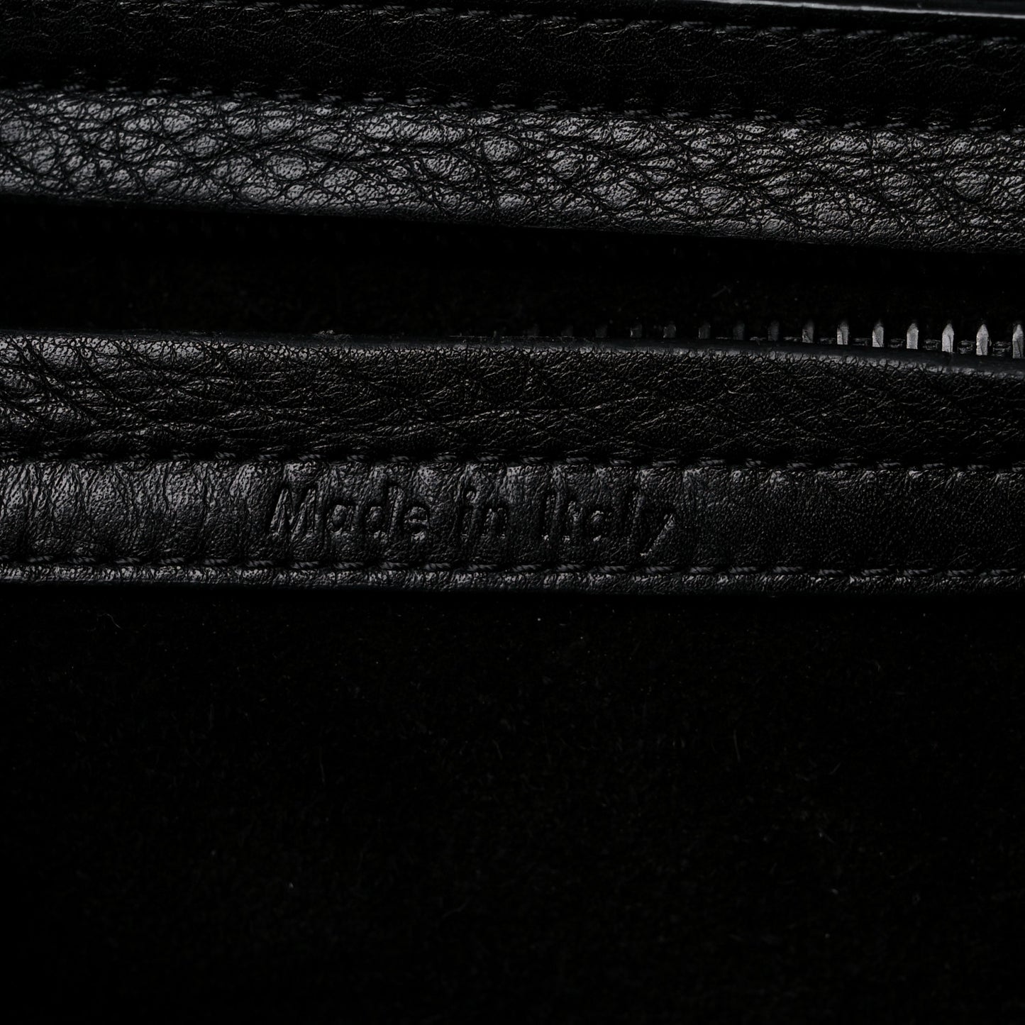 Grained Calfskin Medium Phantom Luggage Black