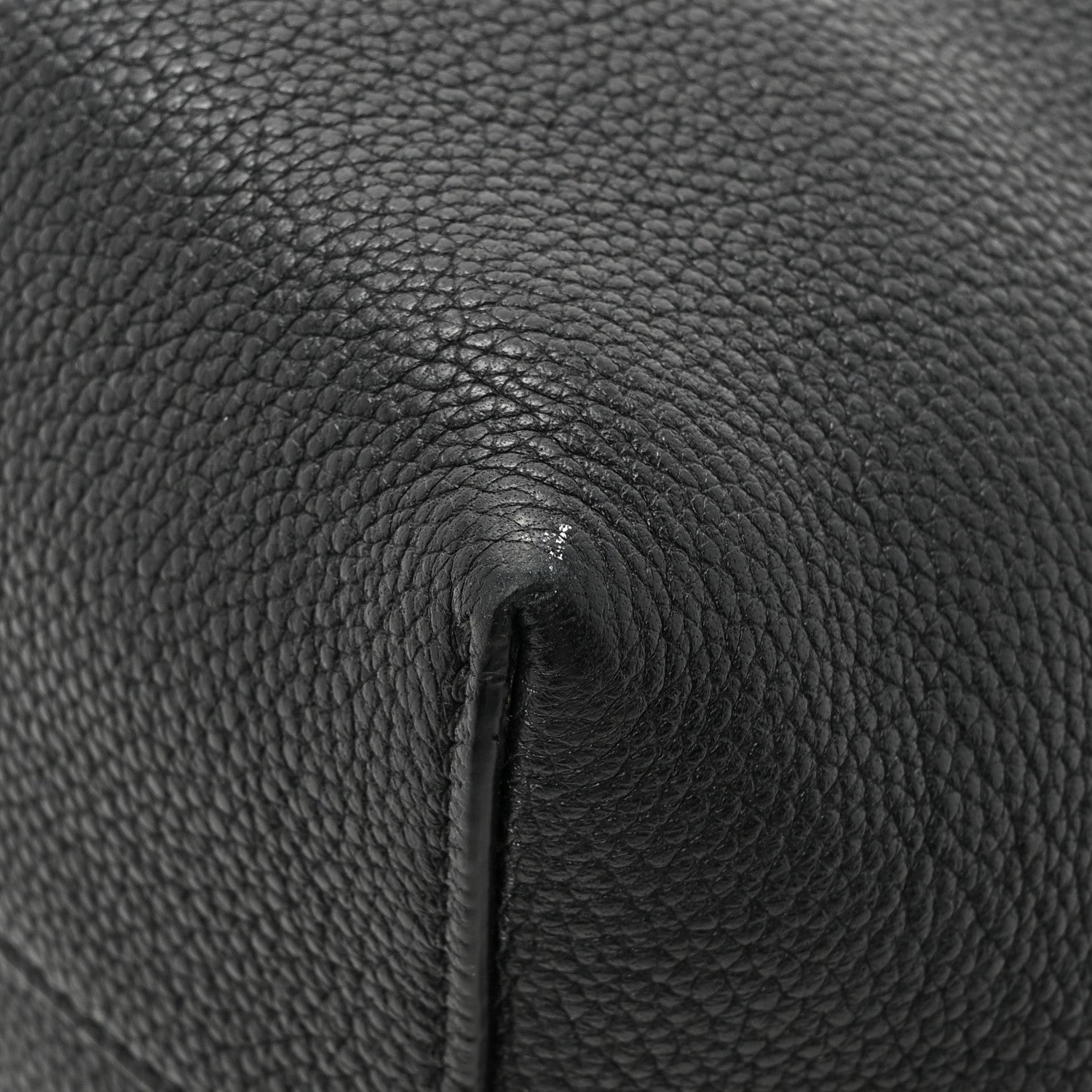The Row Grained Calfskin Wander Bag Black 12 of 13