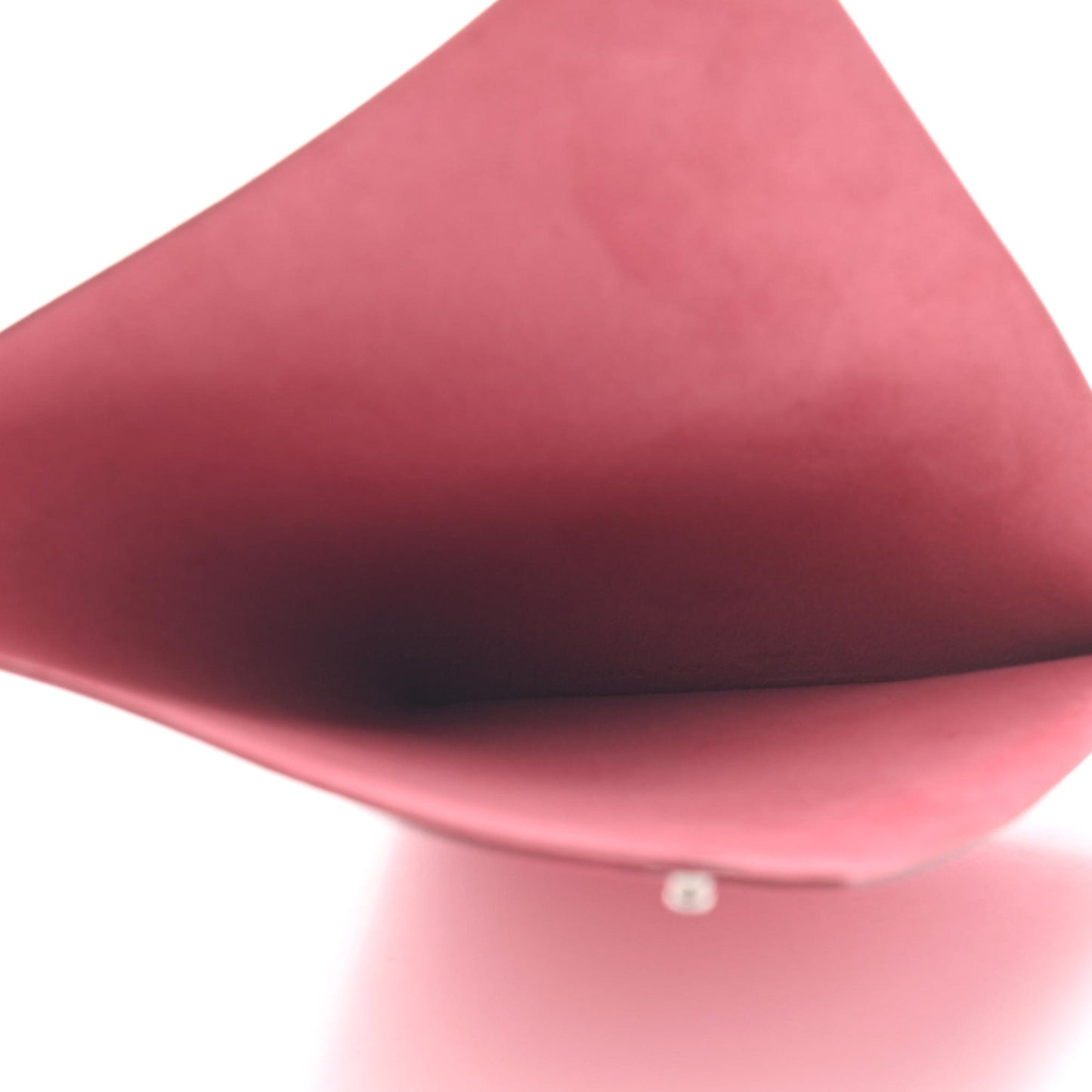 Chevre Chamkila Tarmac PM Passport Holder Rose Extreme