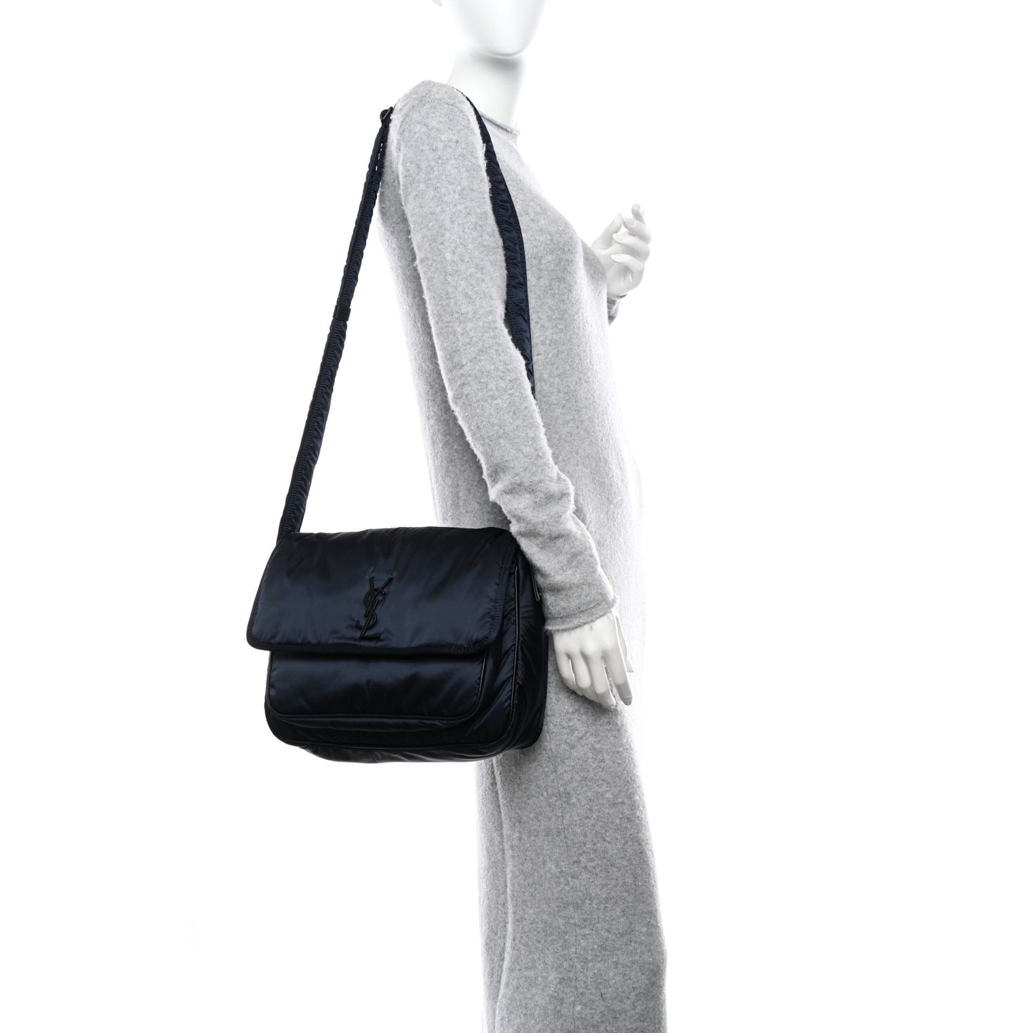 Nylon Niki Messenger Dark Blueberry Black