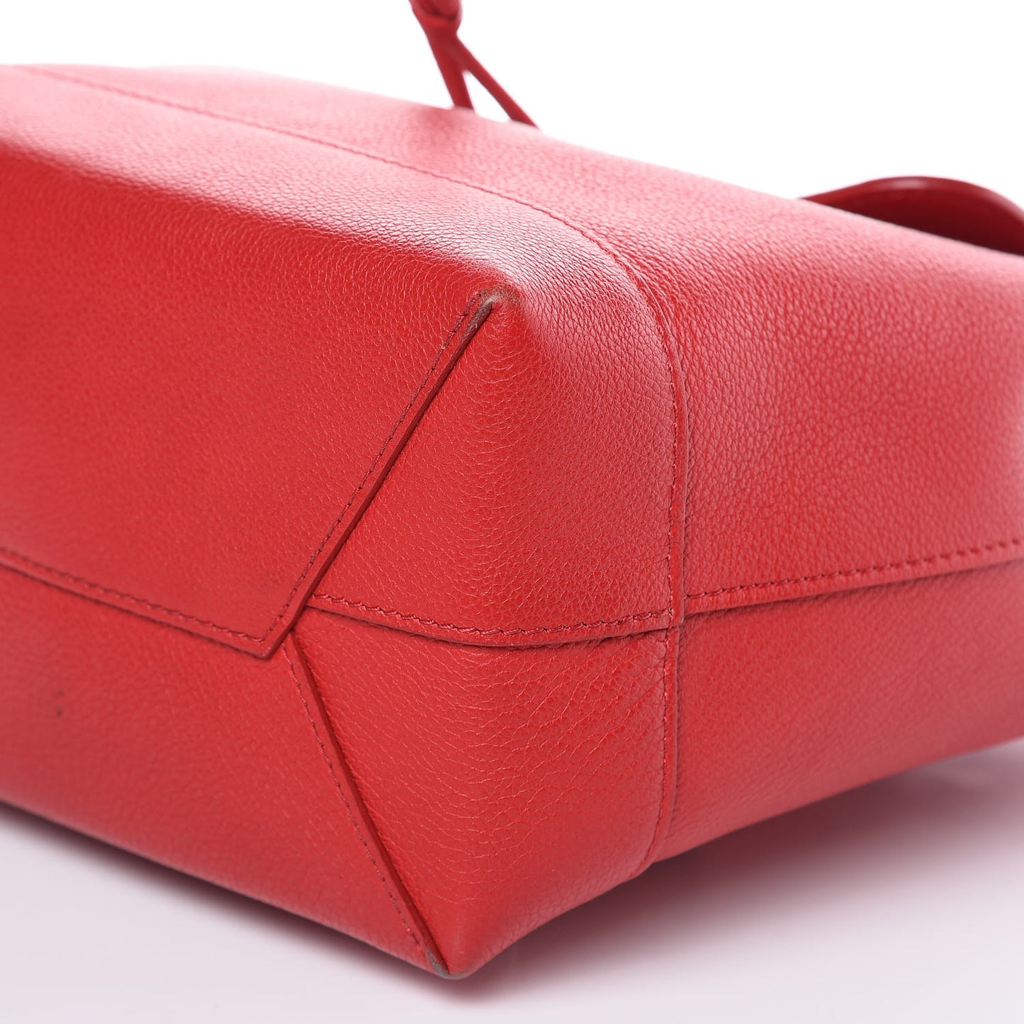 Soft Calfskin Lockme Backpack Rubis