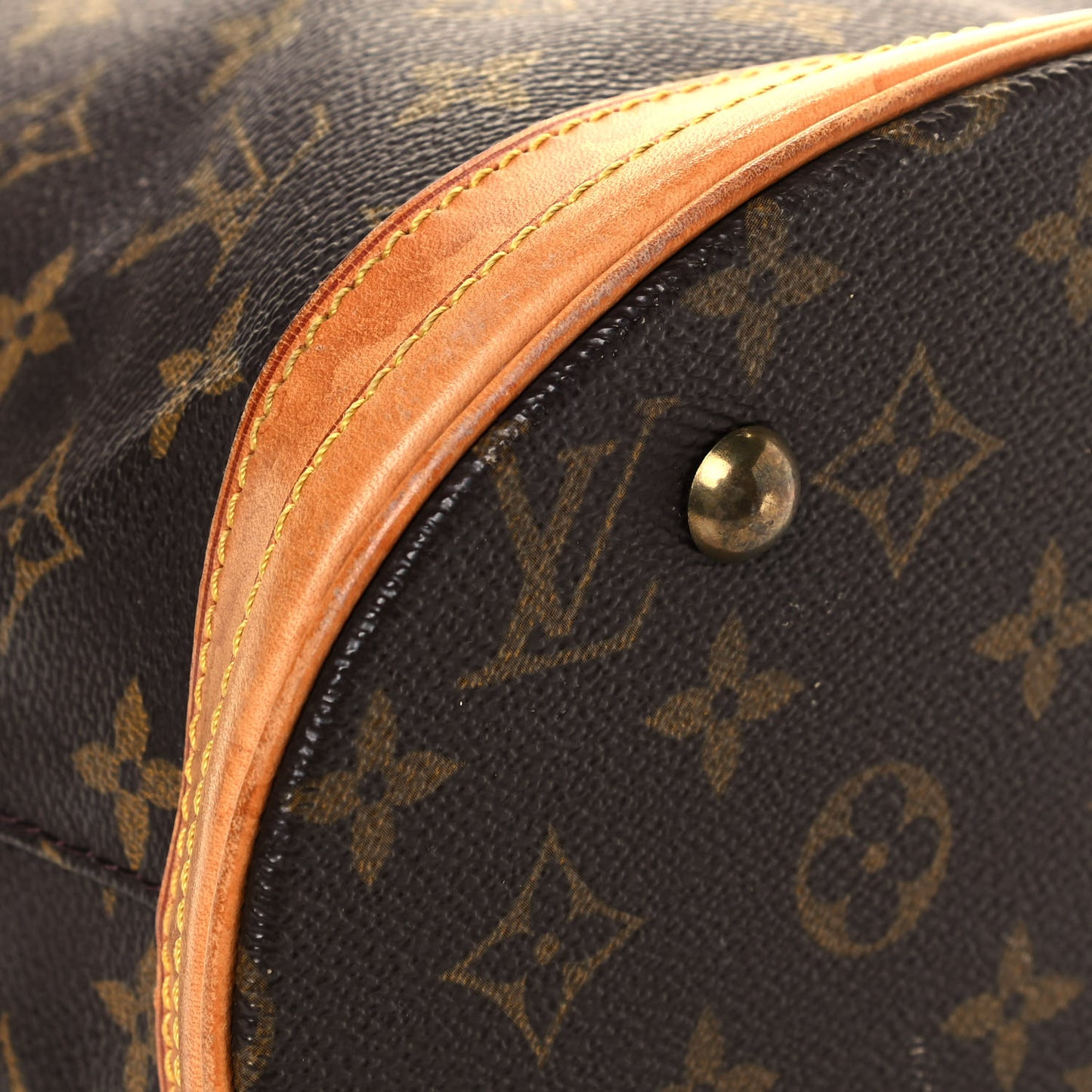 Monogram Petit Bucket 23