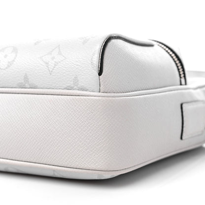 Louis Vuitton Taigarama Outdoor Messenger Antartica 8 of 8