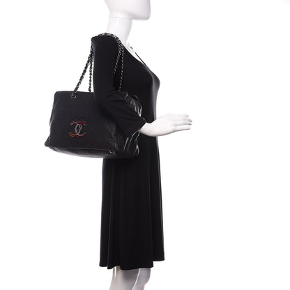 Chanel Calfskin Large Diamond Stitch Tote Black 2 of 10