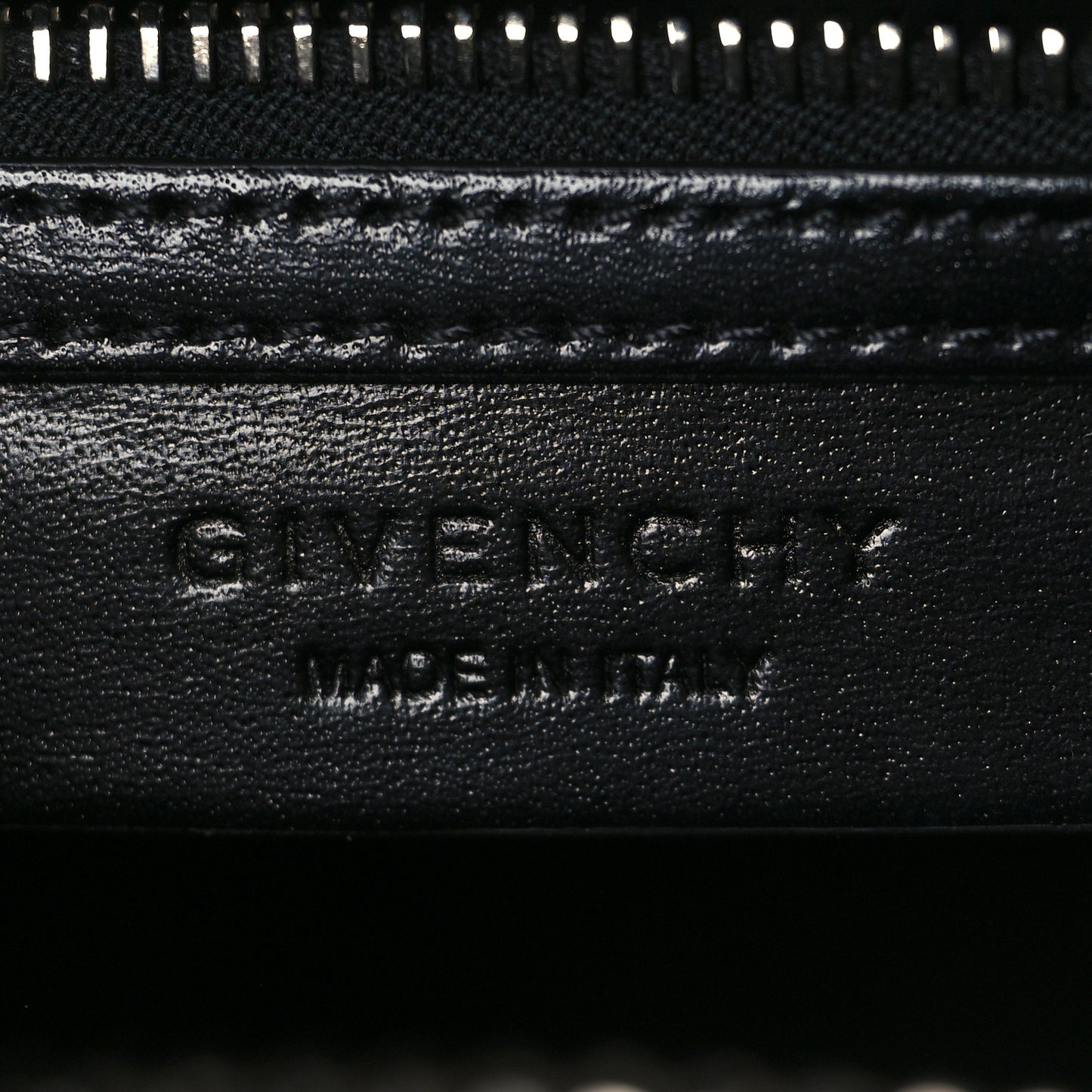 Shiny Lord Calfskin Mini Antigona Black