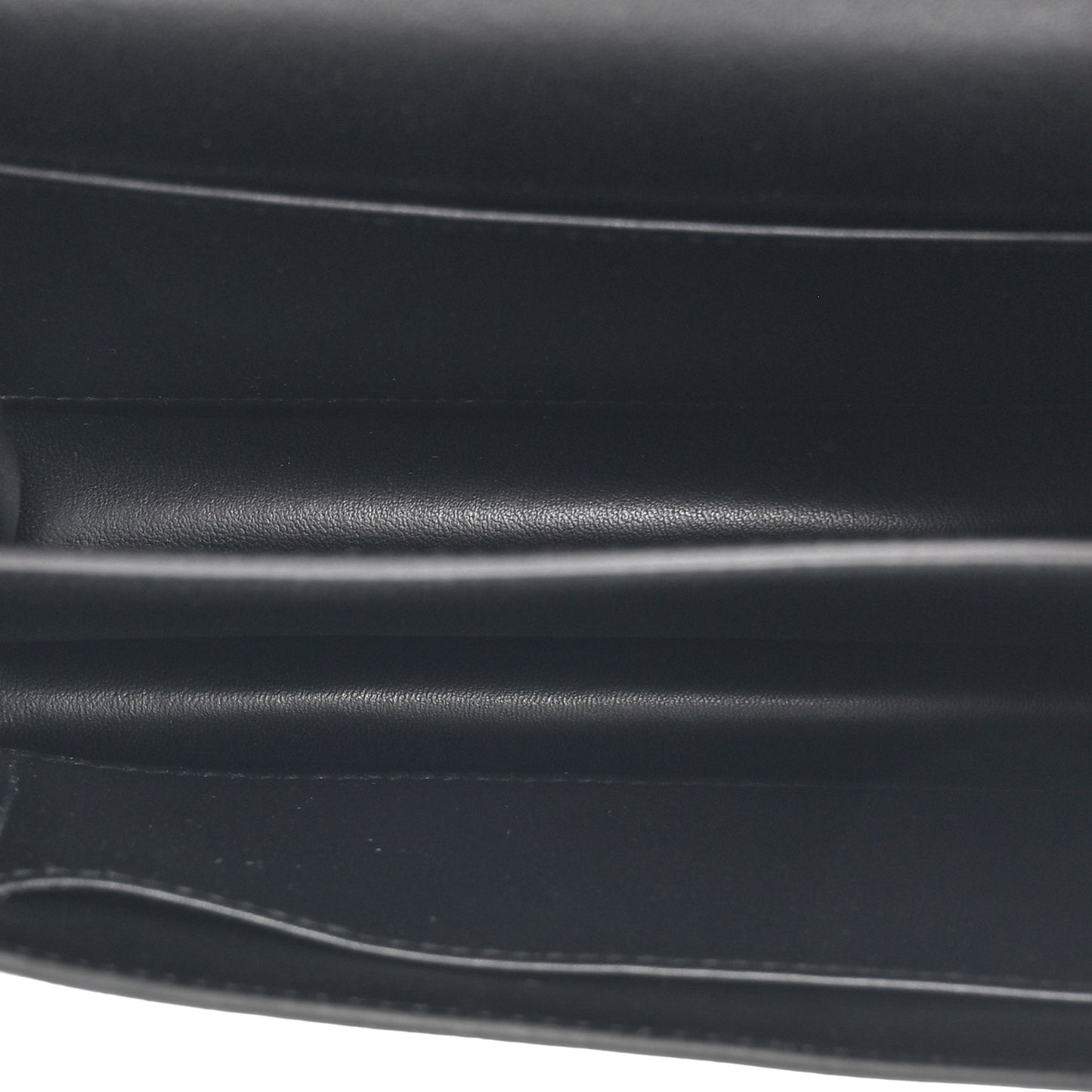 Epsom Constance 18 Black