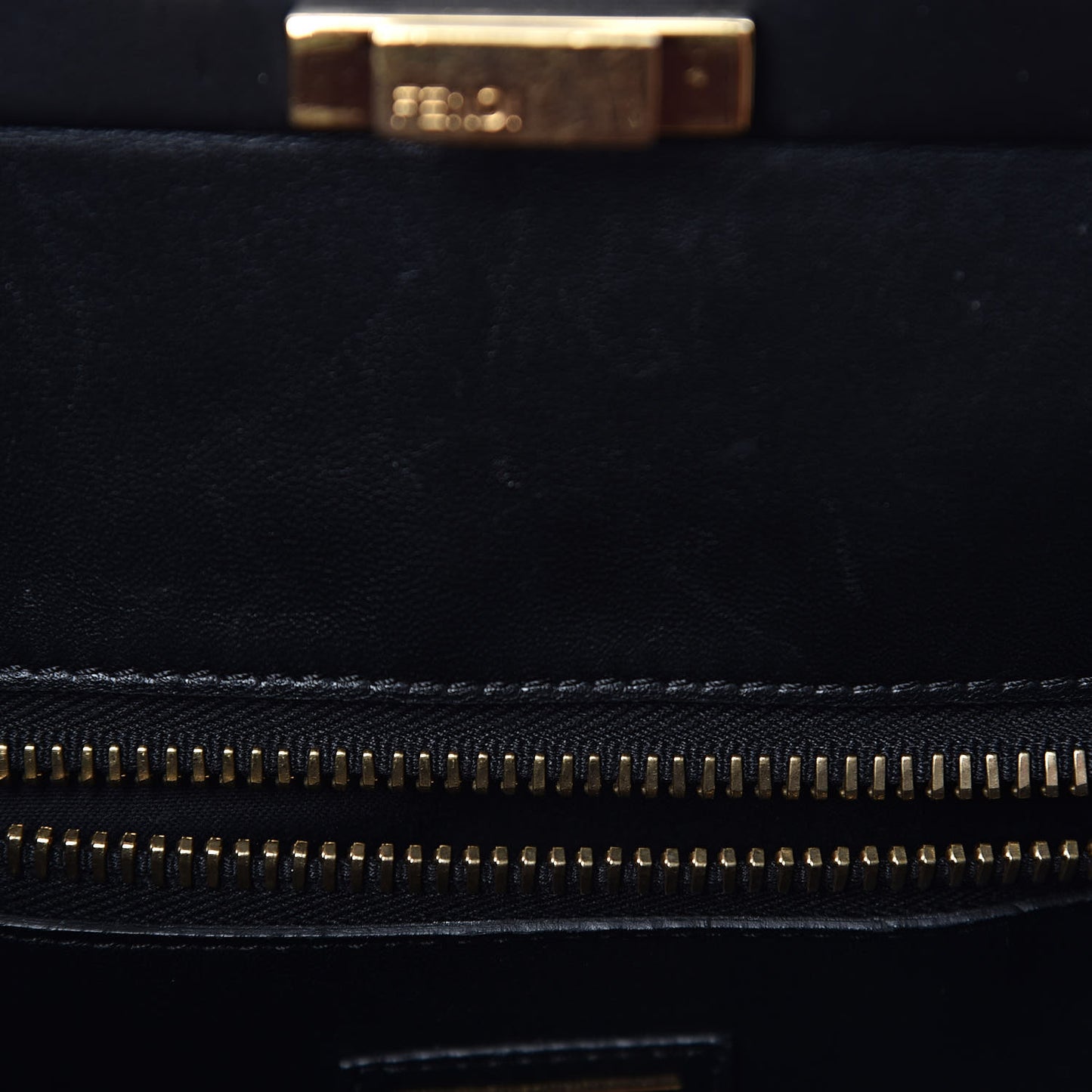 Vitello Seta Shiny Nappa Large Peekaboo Iconic Satchel Black