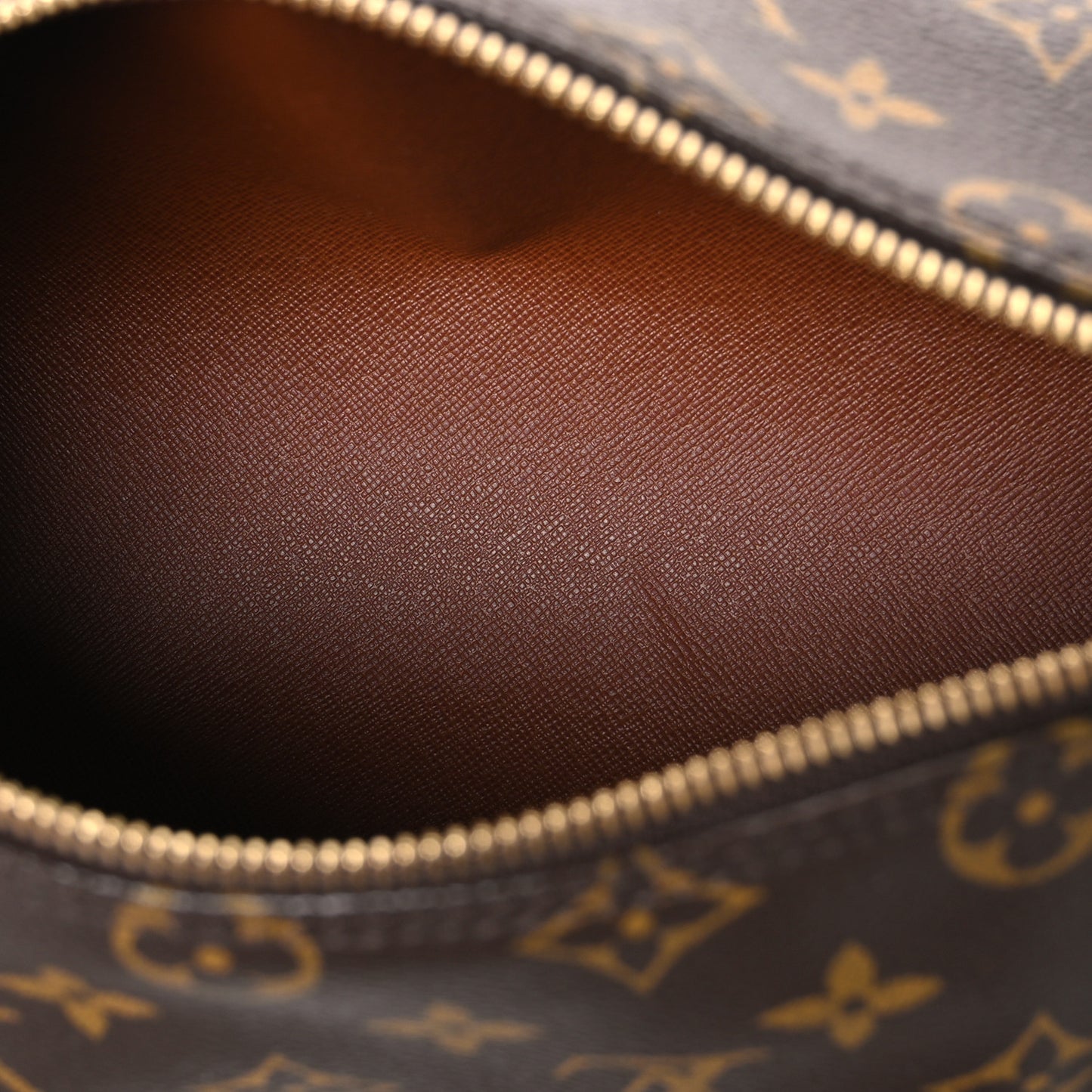 Monogram Papillon 26