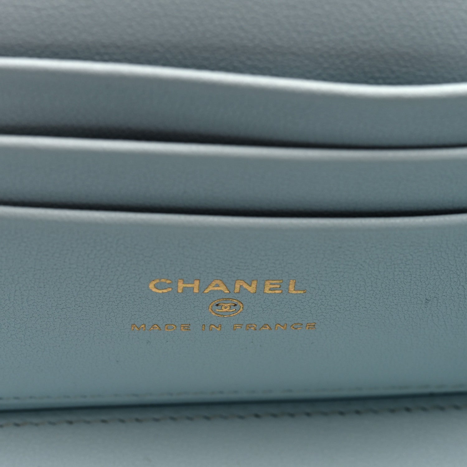 Chanel Caviar Quilted Sweetheart Vanity Case Bleu Clair 10 of 14