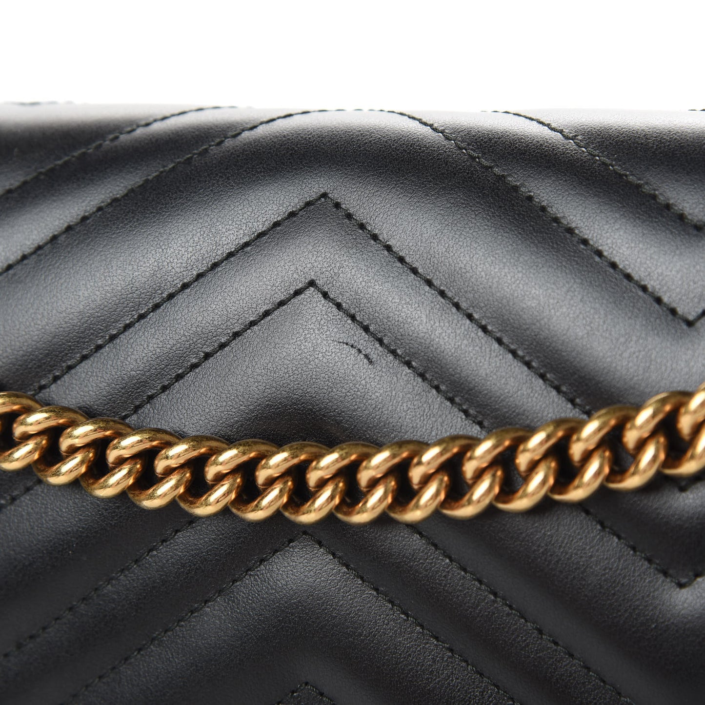 Calfskin Matelasse Large GG Marmont Shoulder Bag Black