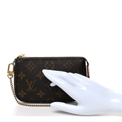Louis Vuitton Monogram Mini Pochette Accessories 2 of 7