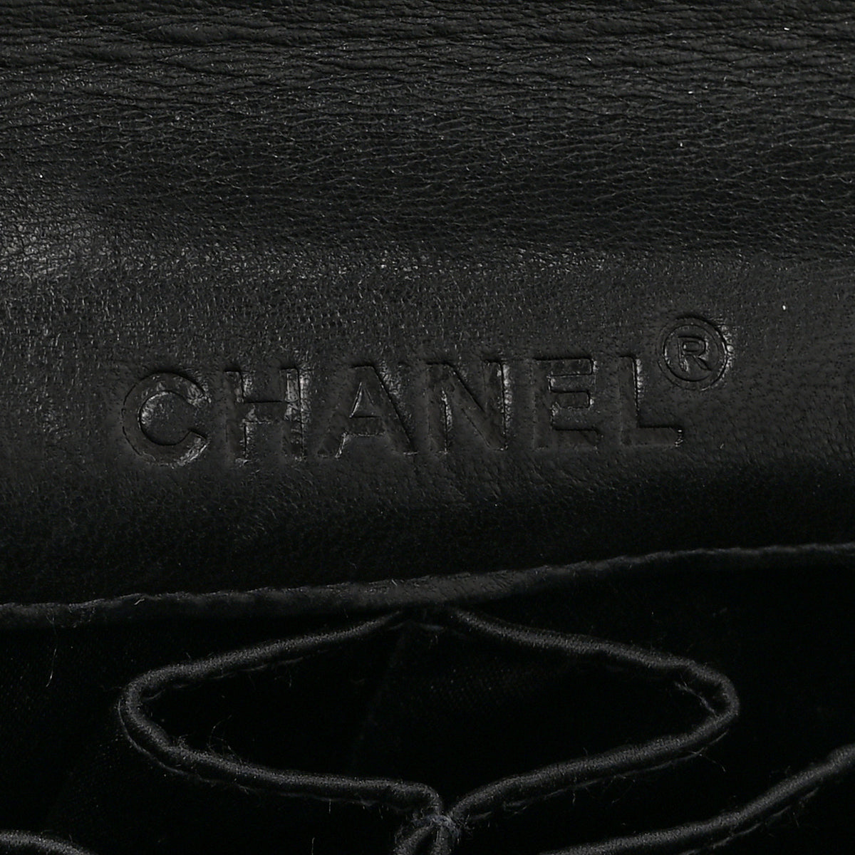 Nylon Medium Travel Flap Black