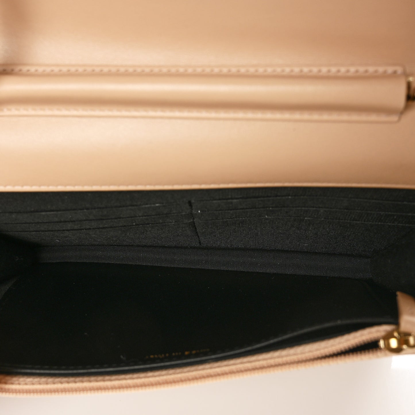 Caviar Quilted CC Filigree Wallet On Chain WOC Beige Black