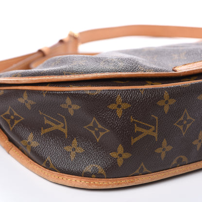 Louis Vuitton Monogram Menilmontant PM 7 of 13