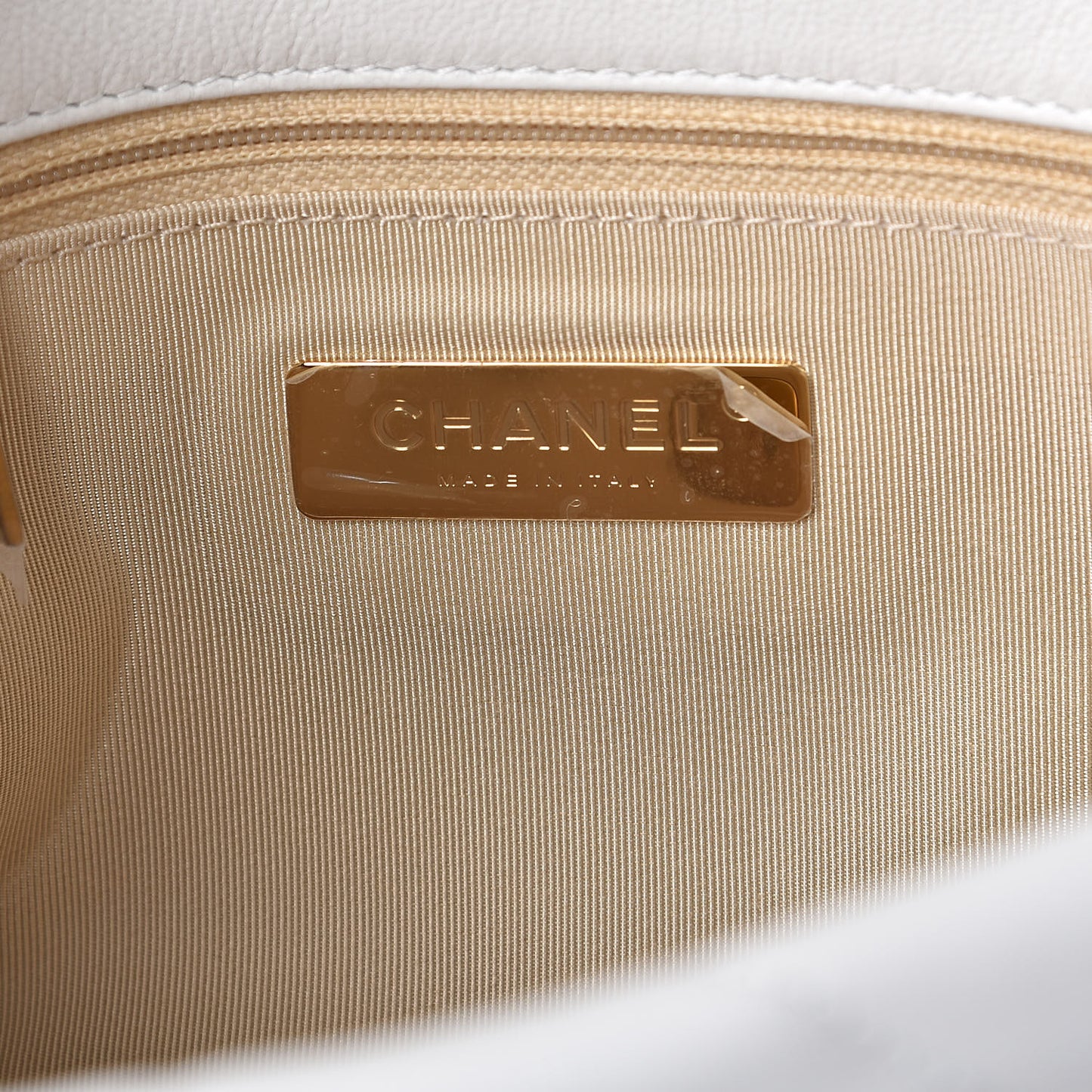 Lambskin Quilted Medium 19 Flap White