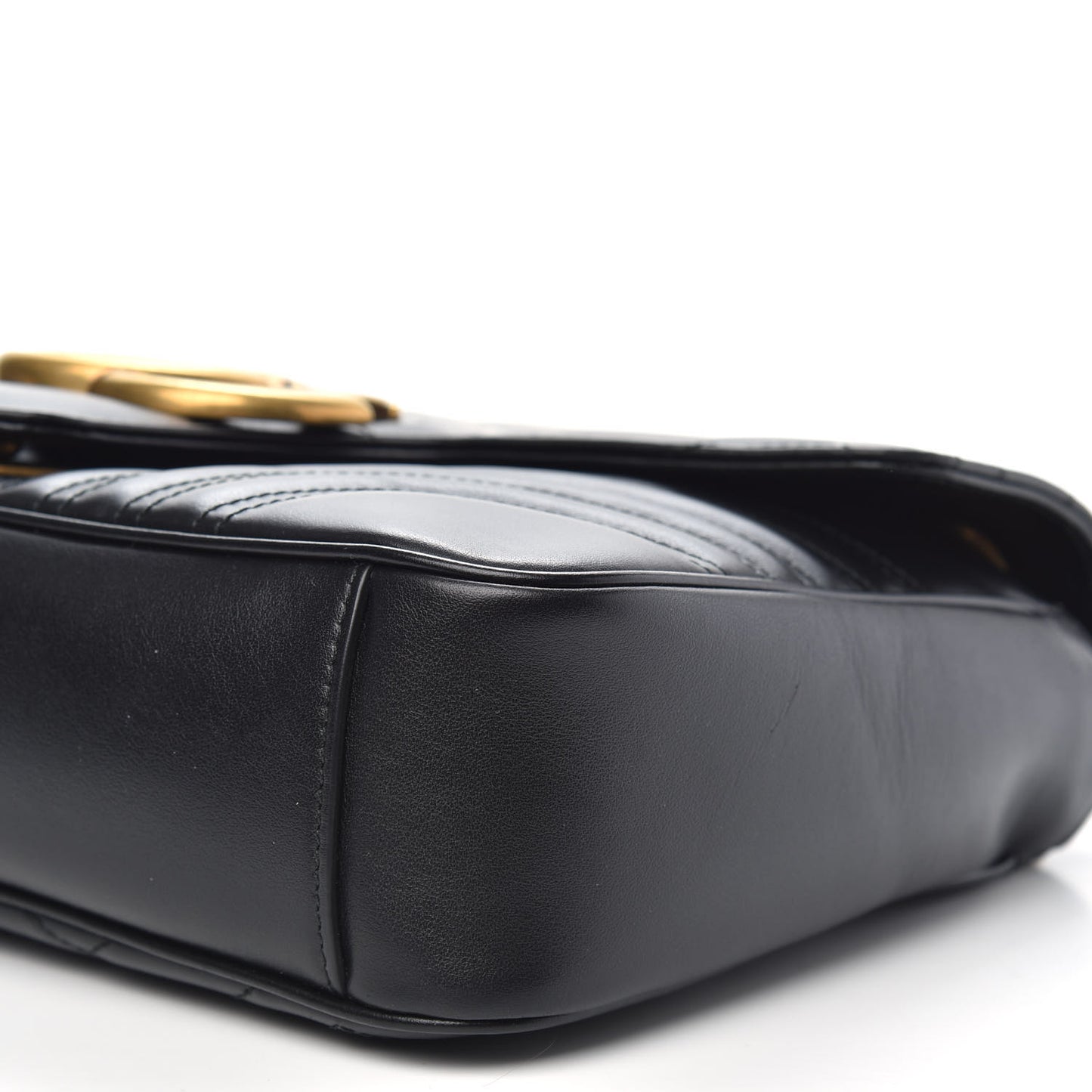 Calfskin Matelasse Medium GG Marmont Shoulder Bag Black