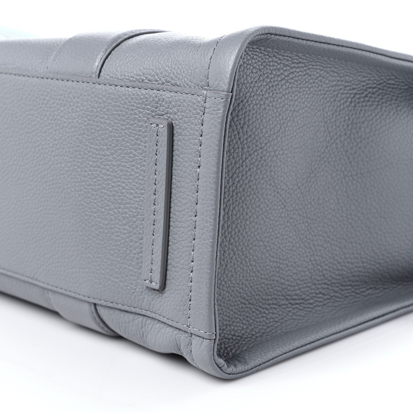 Grained Calfskin The Tote Bag Wolf Grey