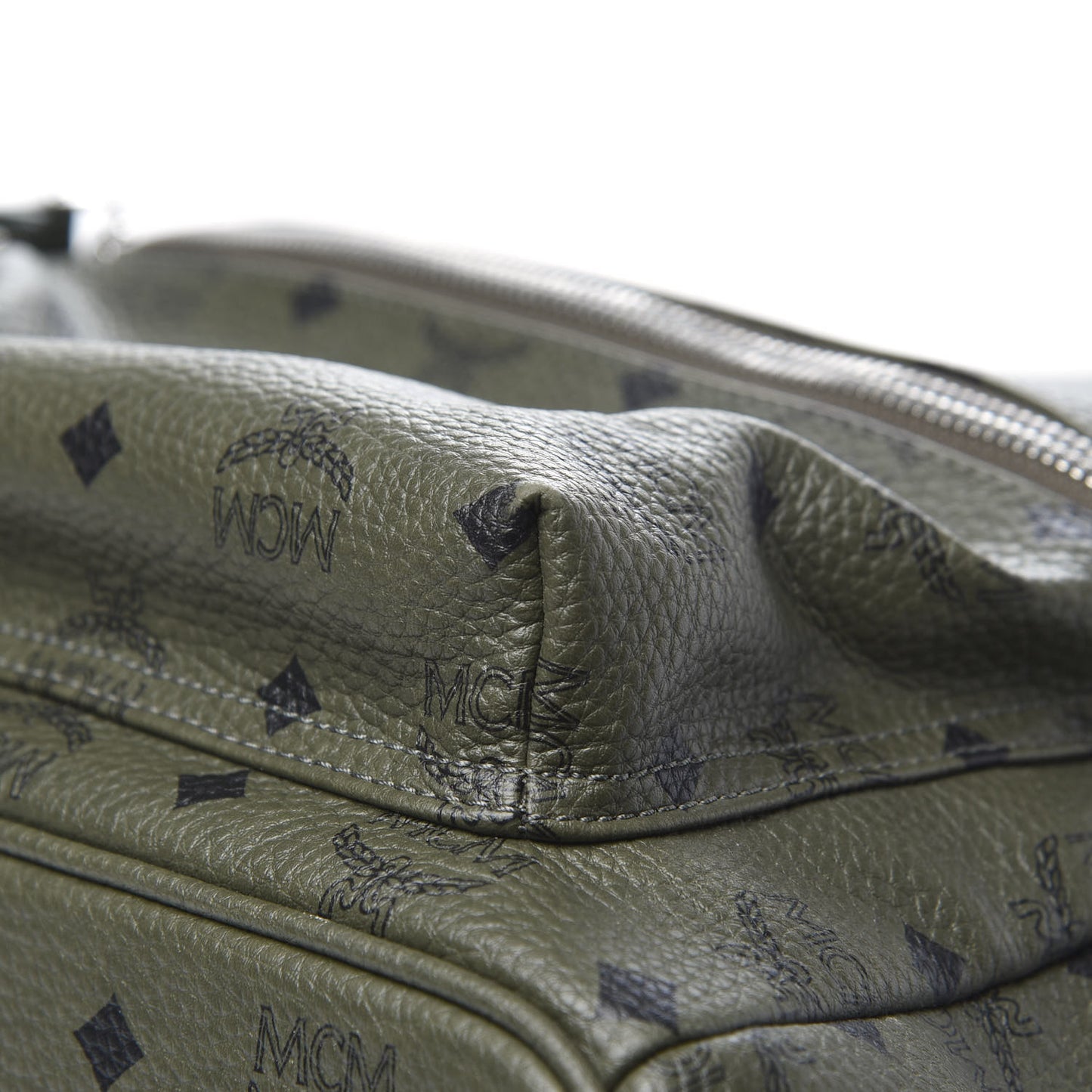 Visetos Medium Side Studs Stark Backpack Rosin