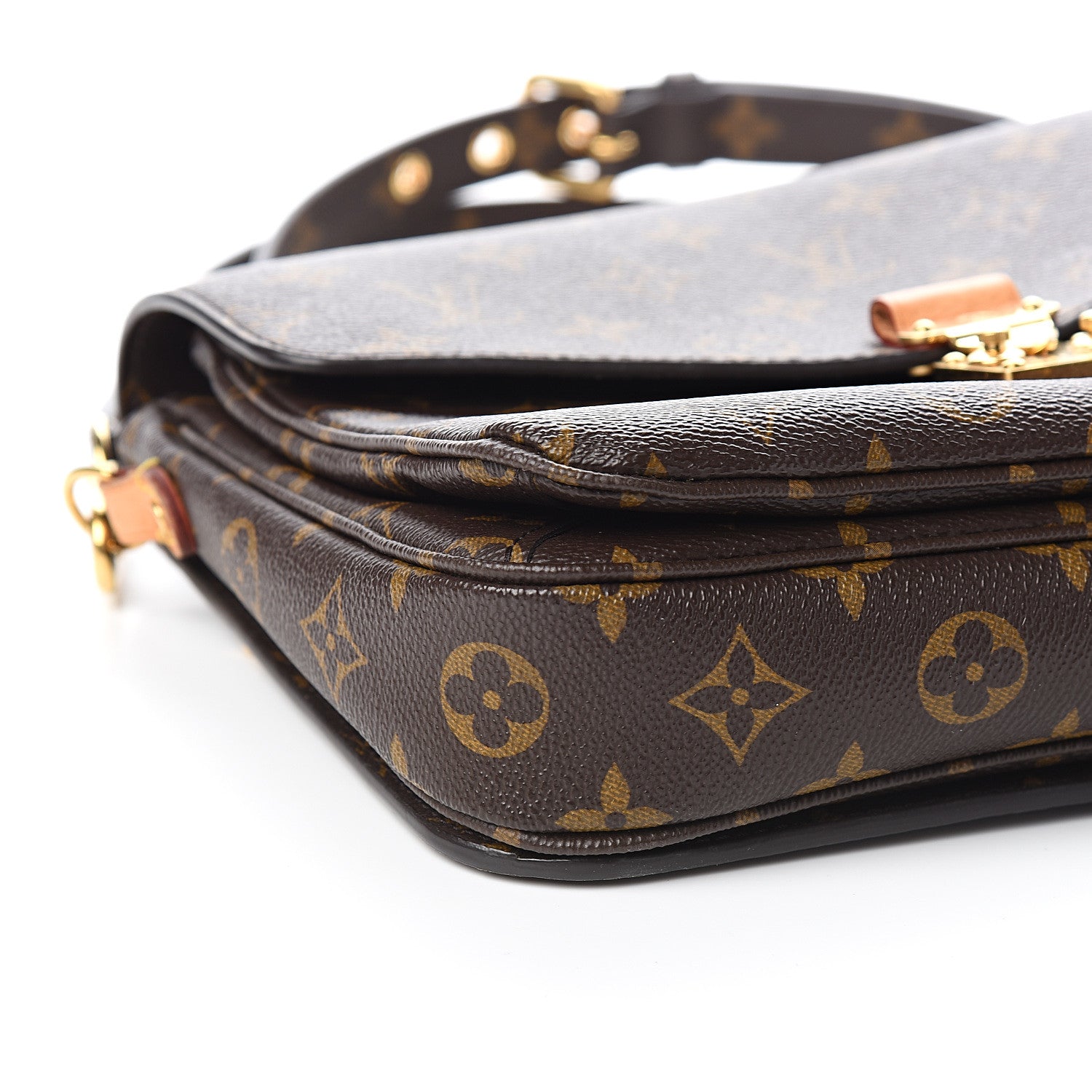Louis Vuitton Monogram Pochette Metis 8 of 10