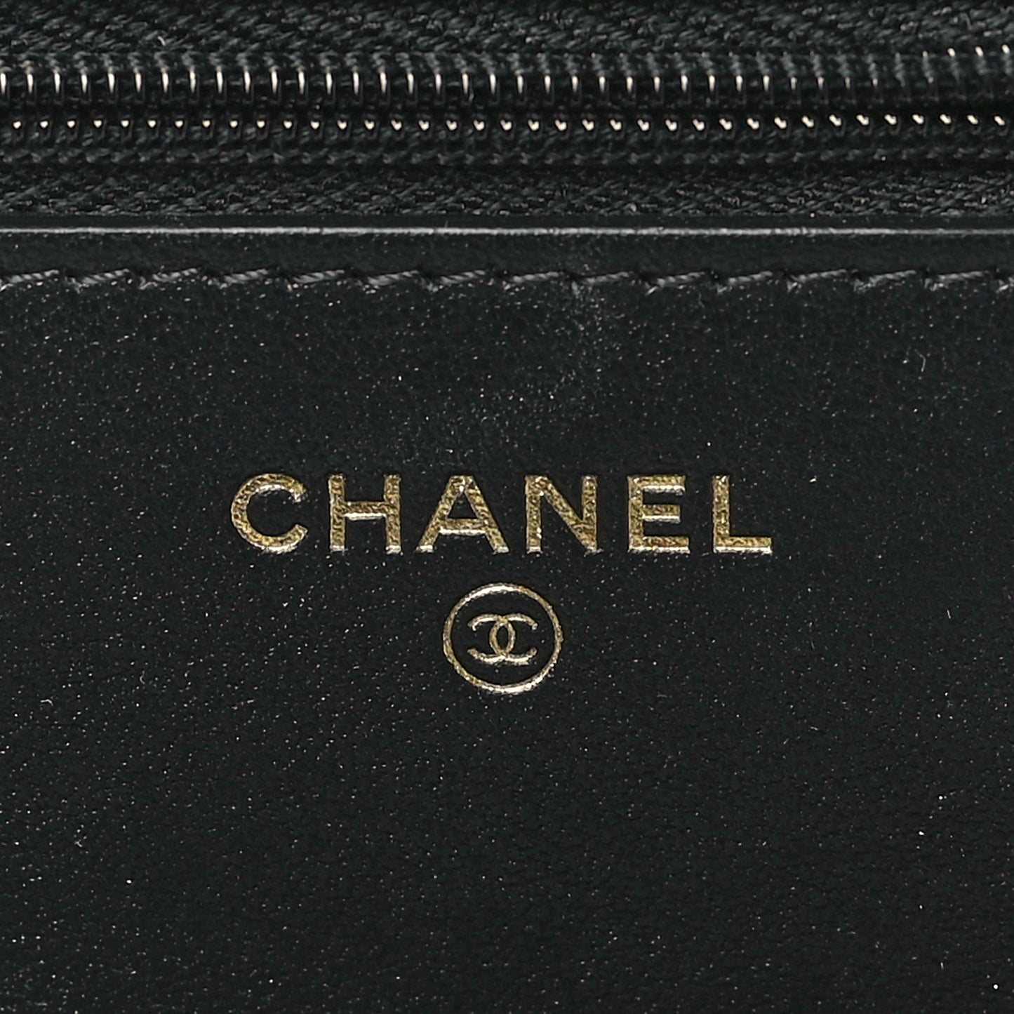 Tweed Quilted Wallet On Chain WOC Black Ecru White