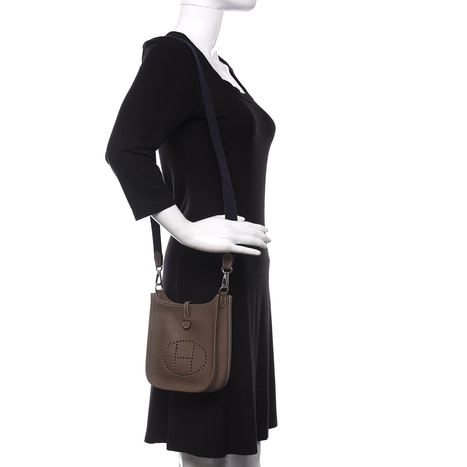 Hermes Taurillon Clemence Amazone Evelyne TPM Etoupe Bleu Indigo 2 of 11