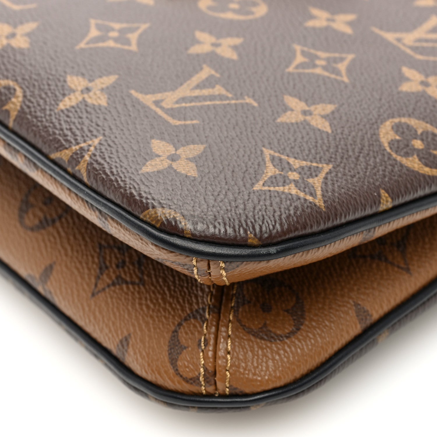 Louis Vuitton Reverse Monogram Twinny 9 of 9