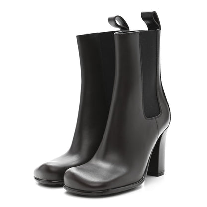 Bottega Veneta Calfskin Storm Chelsea Boots 35.5 Fondant 1 of 7