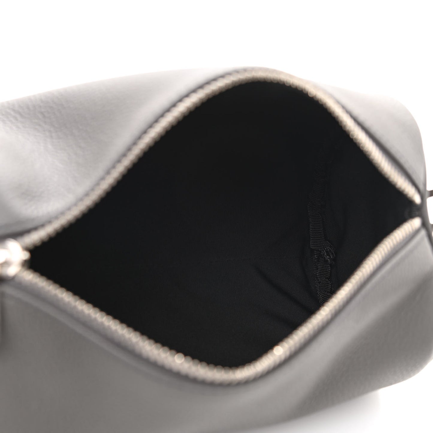 HOMME Grained Calfskin Mens Roller Pouch Grey