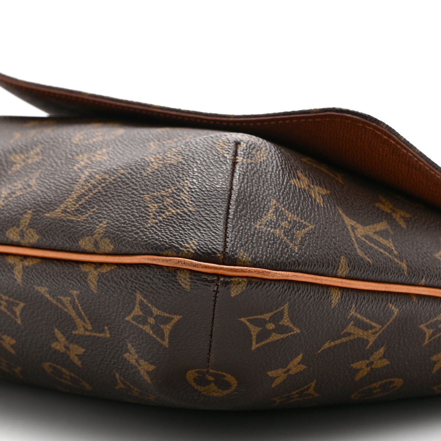 Monogram Musette GM
