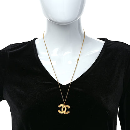 Chanel Metal CC Necklace Matte Gold 2 of 4