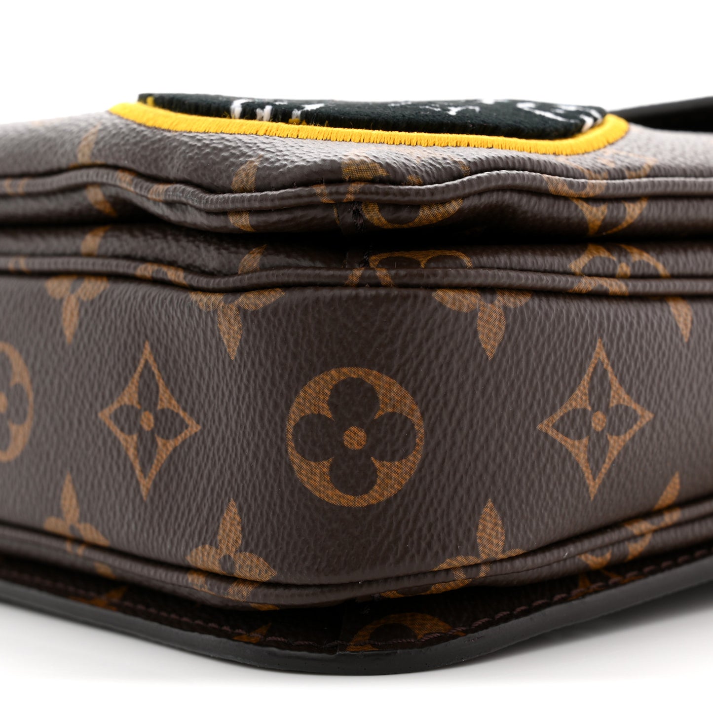 Monogram Patches Pochette Metis