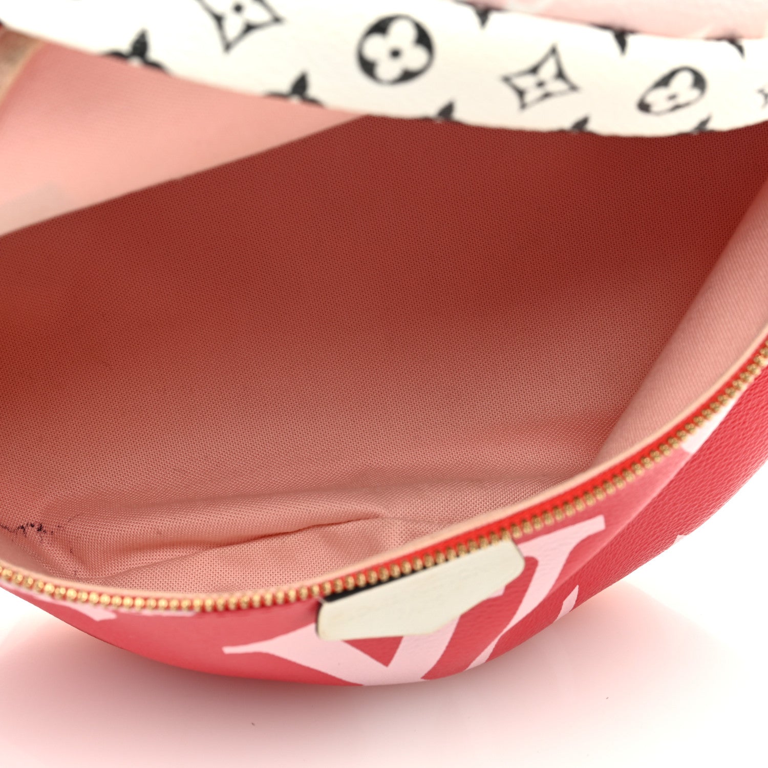 Louis Vuitton Monogram Giant Bumbag Rouge 5 of 9