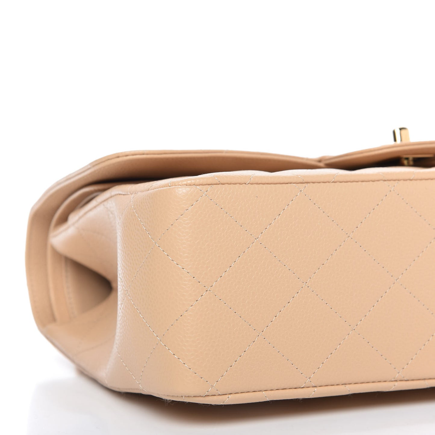 Caviar Quilted Jumbo Double Flap Beige Clair
