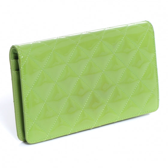 Chanel Patent Yen Wallet Bright Green 3 of 7