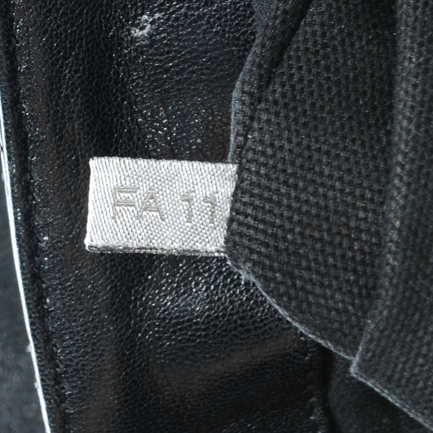 Leather Quilted The XL Single Flap Black