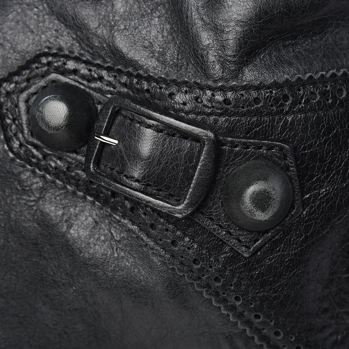 Agneau Giant Brogues Hardware Pompon Anthracite