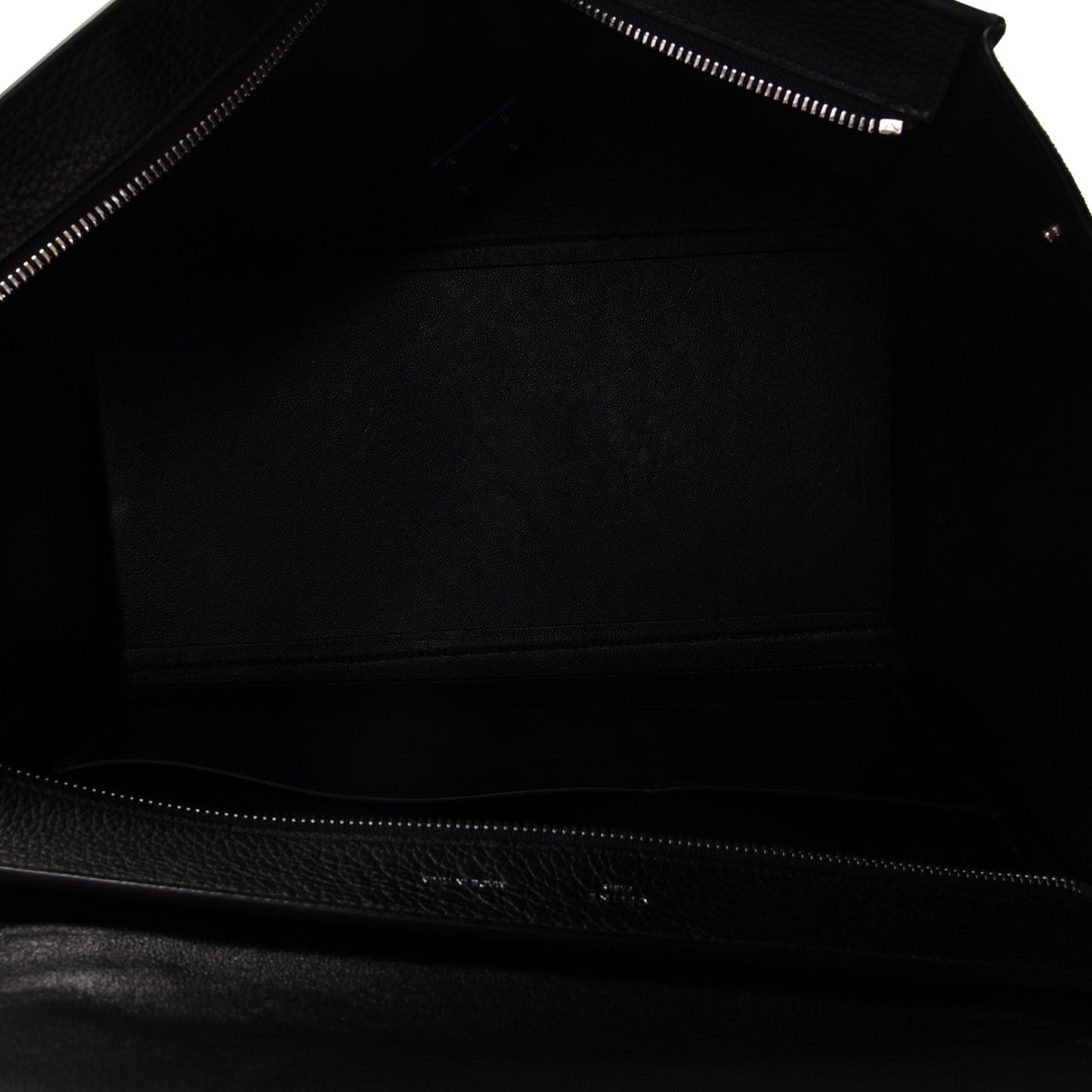 Drummed Calfskin Suede Medium Trapeze Black