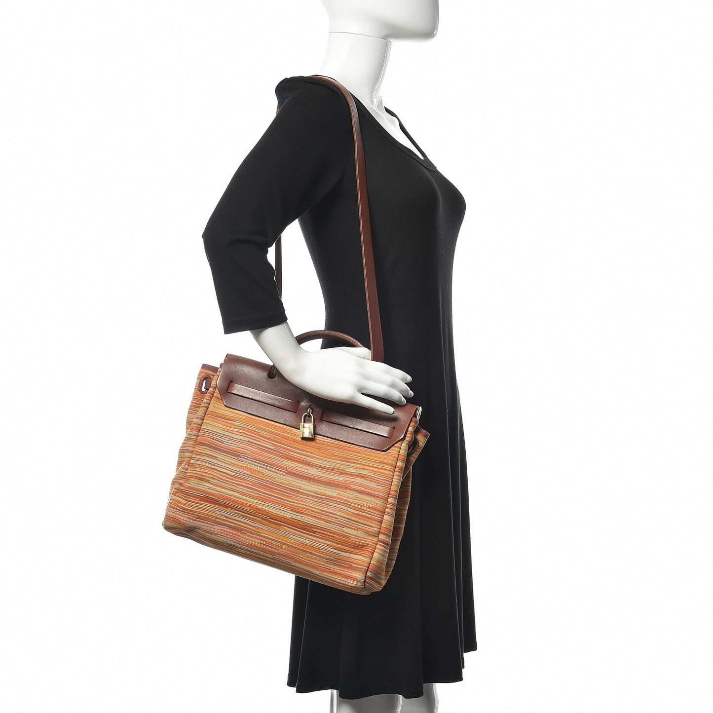 Barenia Vibrato Herbag 30 PM Orange