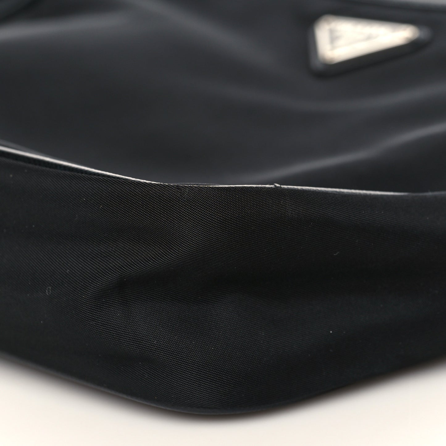 Tessuto Nylon Saffiano Flat Messenger Bag Black