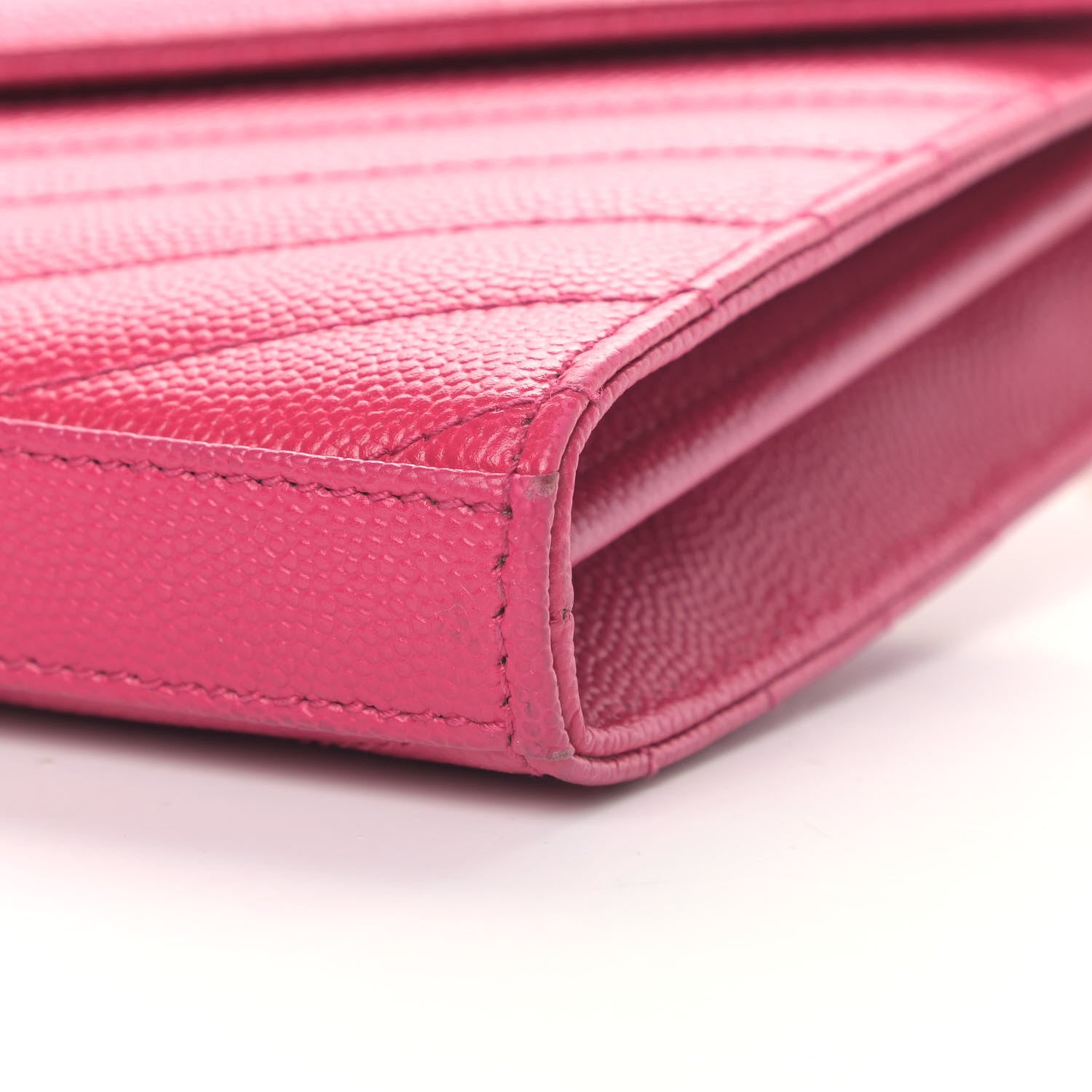 Saint Laurent Grain De Poudre Matelasse Chevron Monogram Chain Wallet Bubblegum 6 of 6