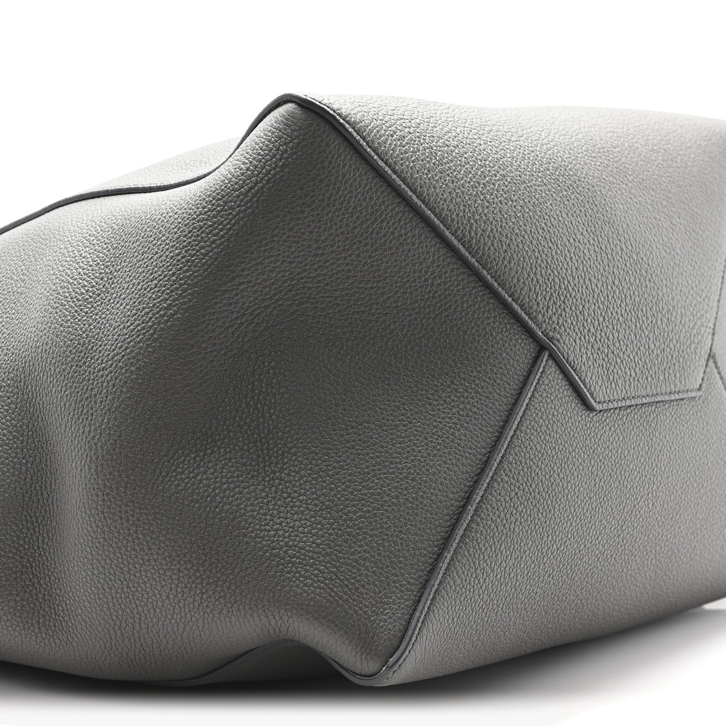 Soft Grained Calfskin Medium Belt Cabas Phantom Grey