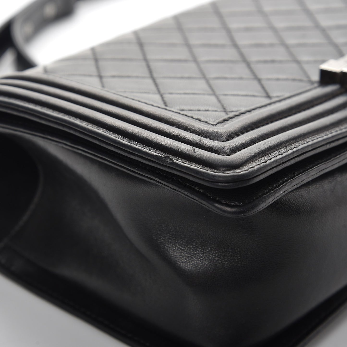 Lambskin Quilted Medium Boy Flap Black