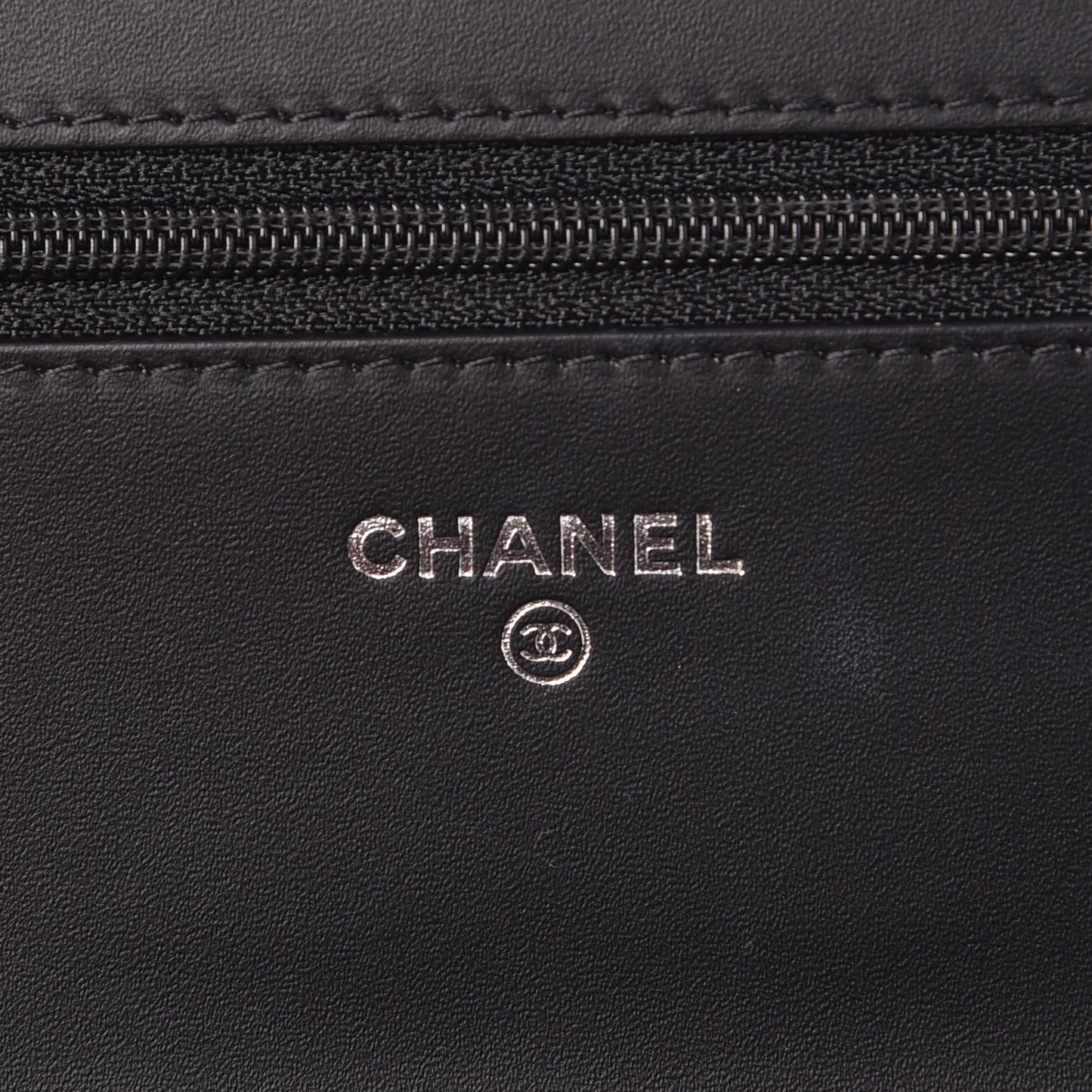 Patent Caviar Timeless CC Wallet on Chain WOC Black