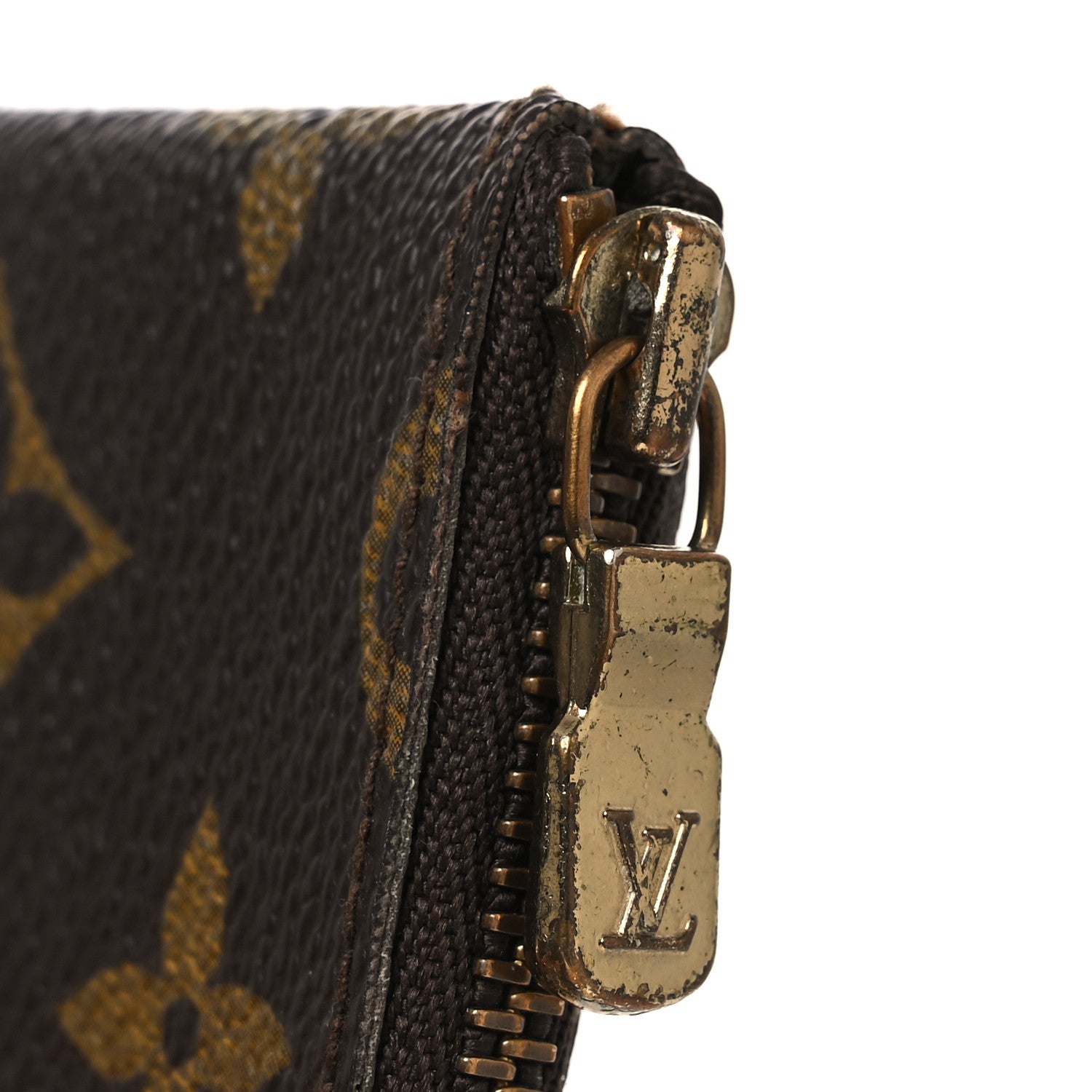 Louis Vuitton Monogram Key Pouch 8 of 8