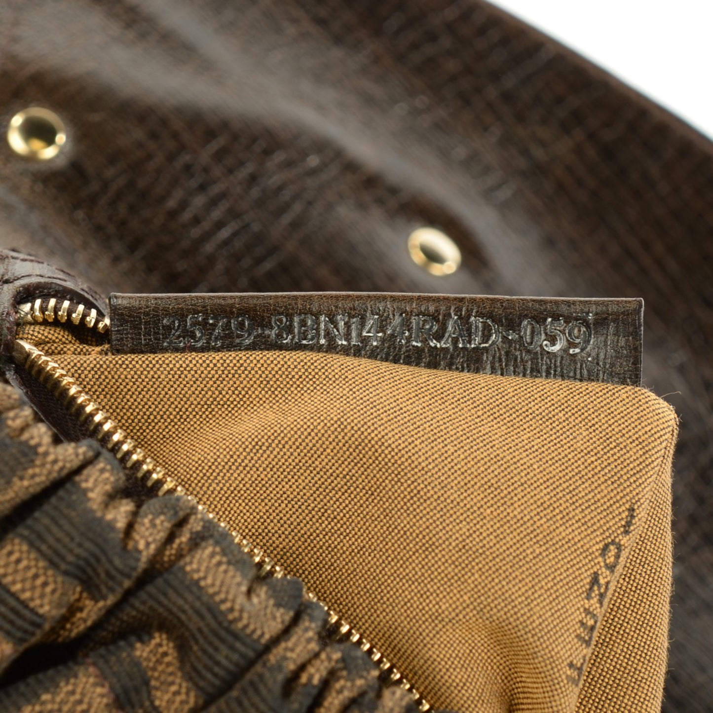 Zucca Medium Magic Bag Tobacco