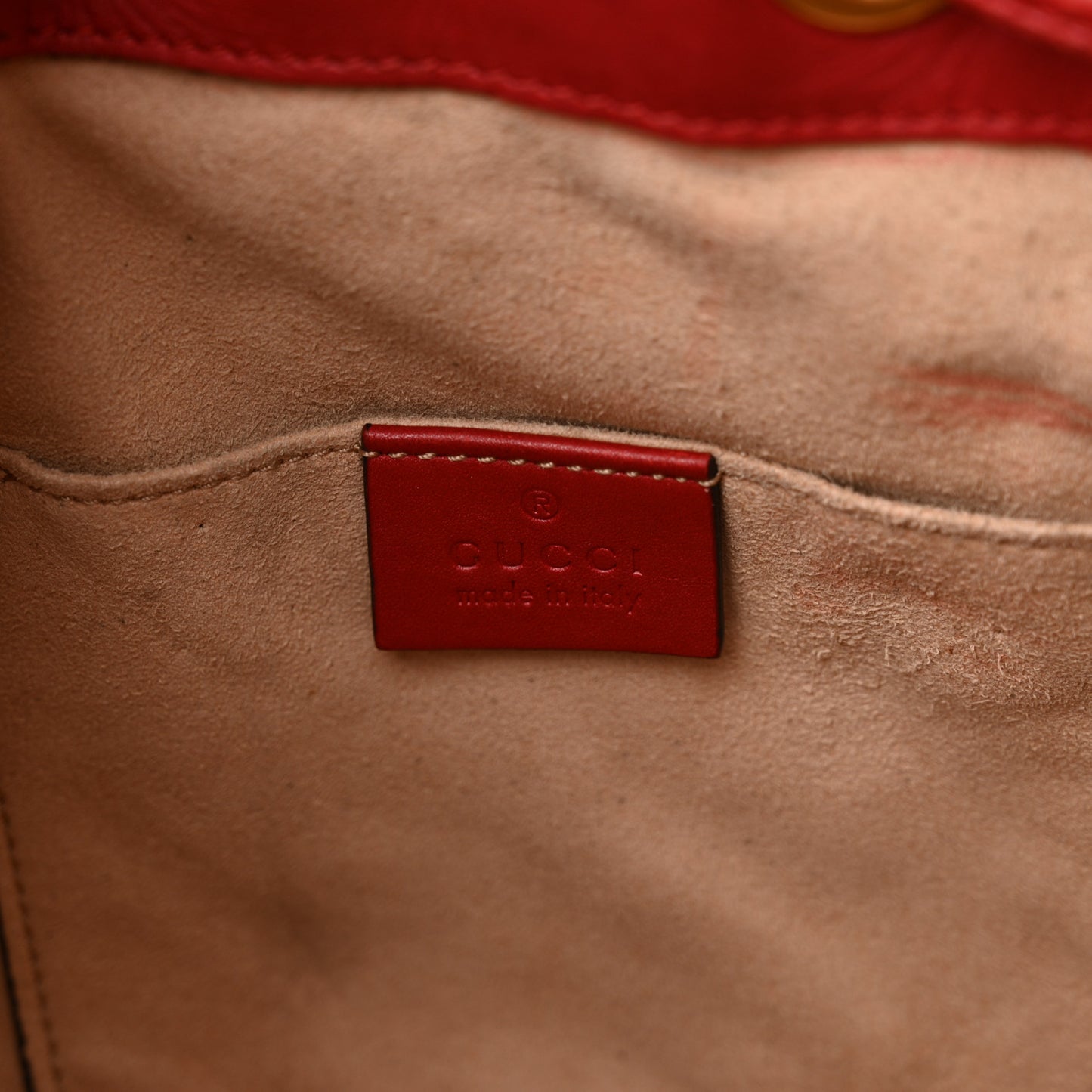 Calfskin Matelasse Sylvie Web GG Marmont Bucket Bag Hibiscus Red