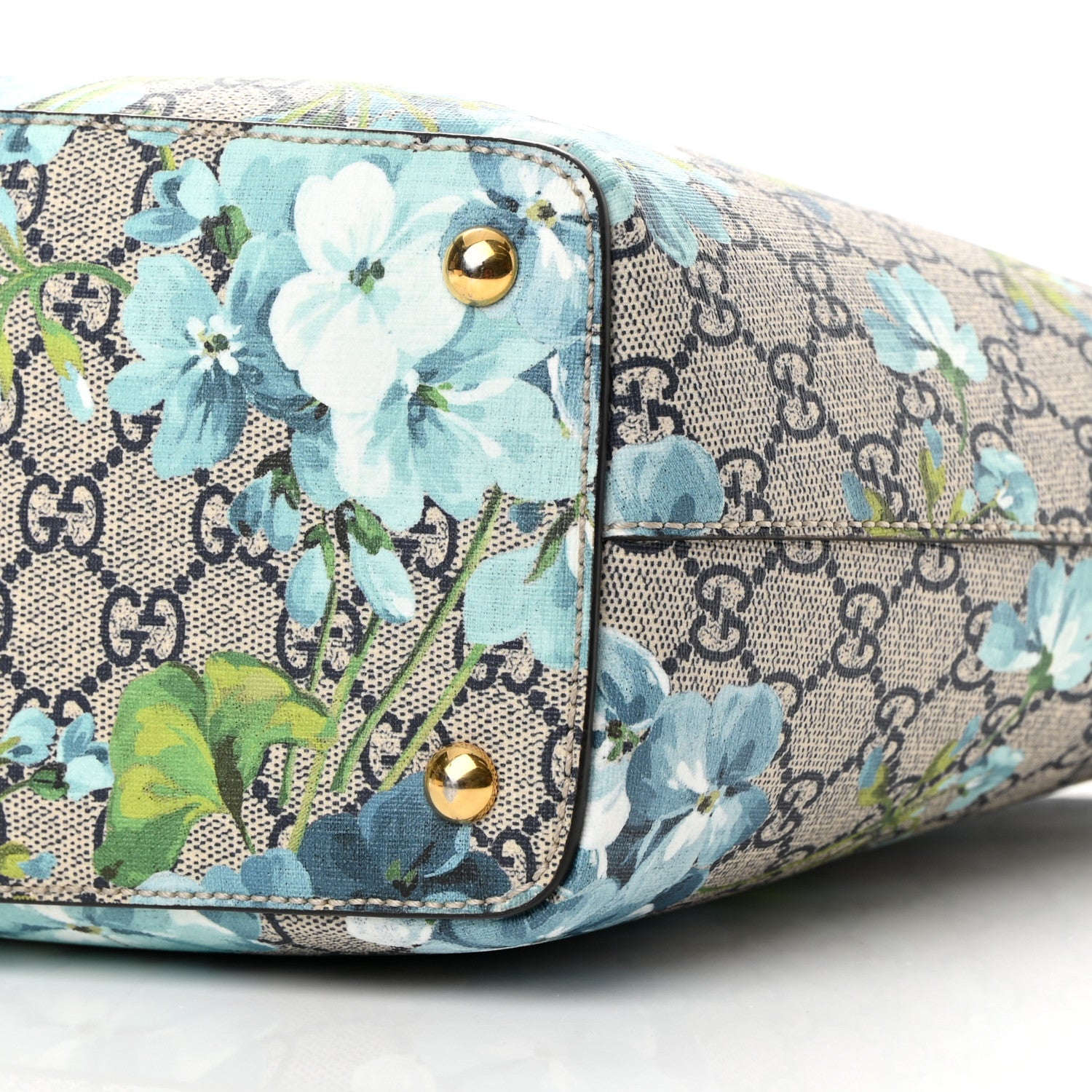 Gucci GG Supreme Monogram Blooms Medium Zippered Bucket Tote Beige Blue Navy Hibiscus Red 10 of 12